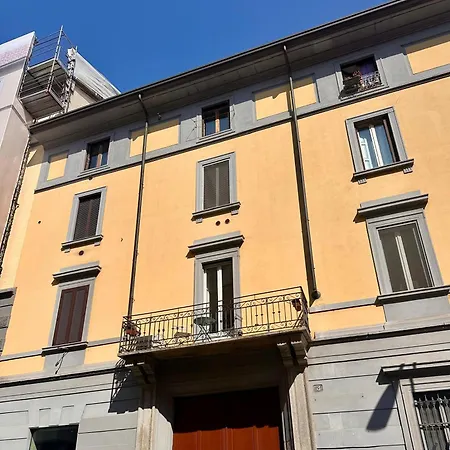 Aura Navigli *