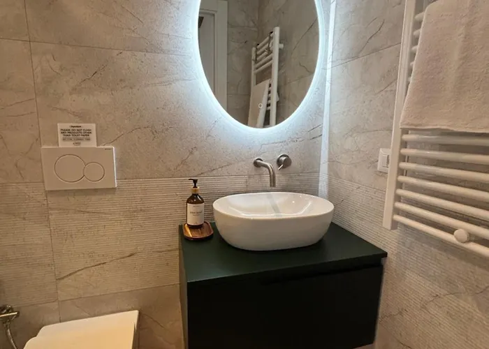 Aura Navigli Apartment *